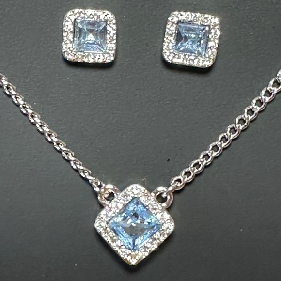 NWT Givenchy earrings and necklace set. - Picture 5 of 5